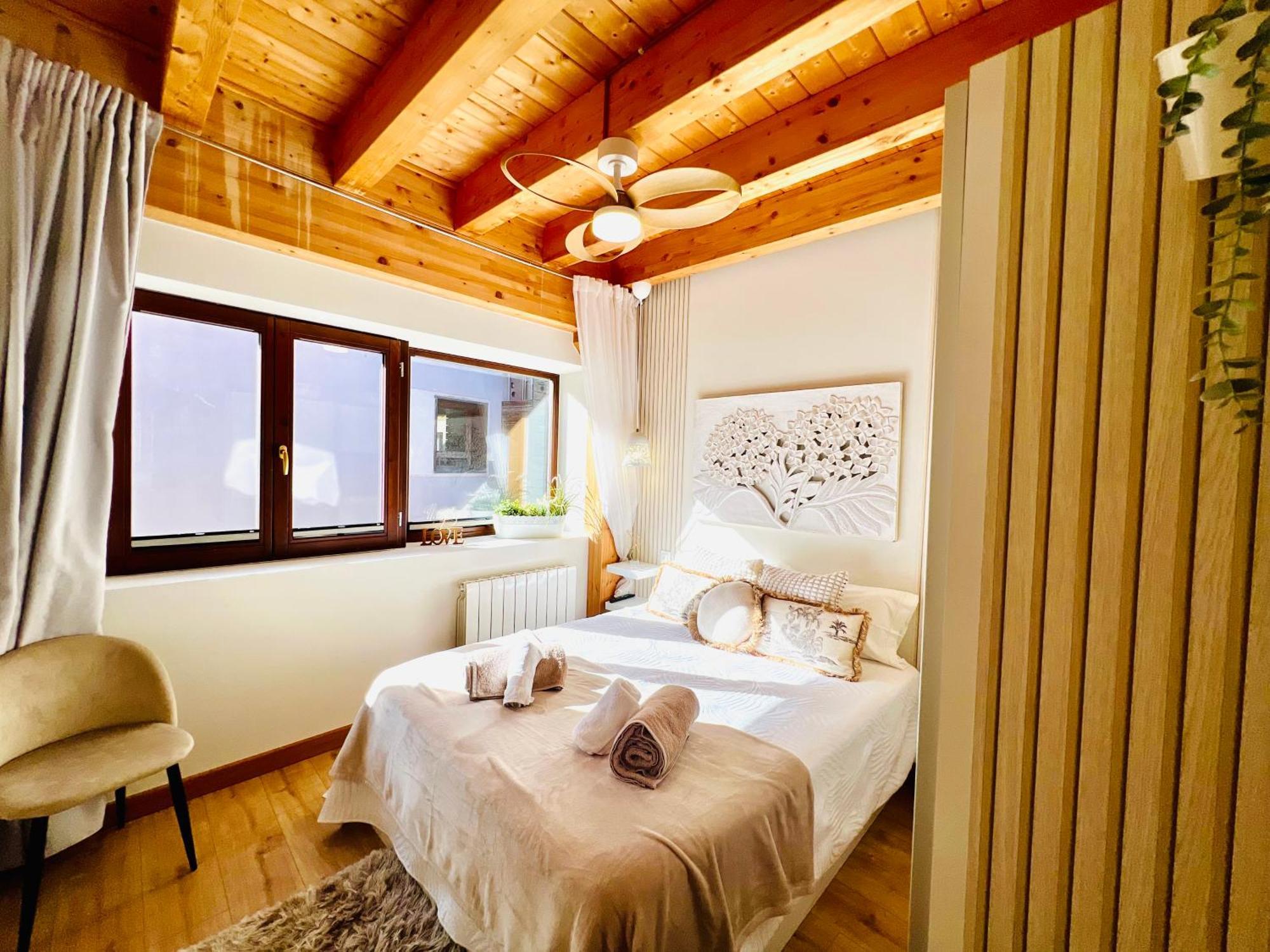 El Capricho De Claudia_ Apartamentos Burgos Catedral 外观 照片